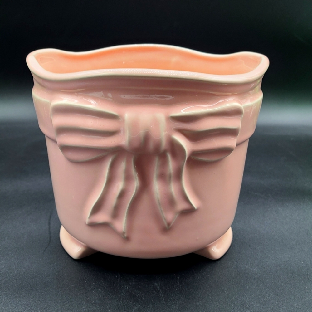 Vintage Ceramic Harry And David Pink Bow Planter Vase Pot